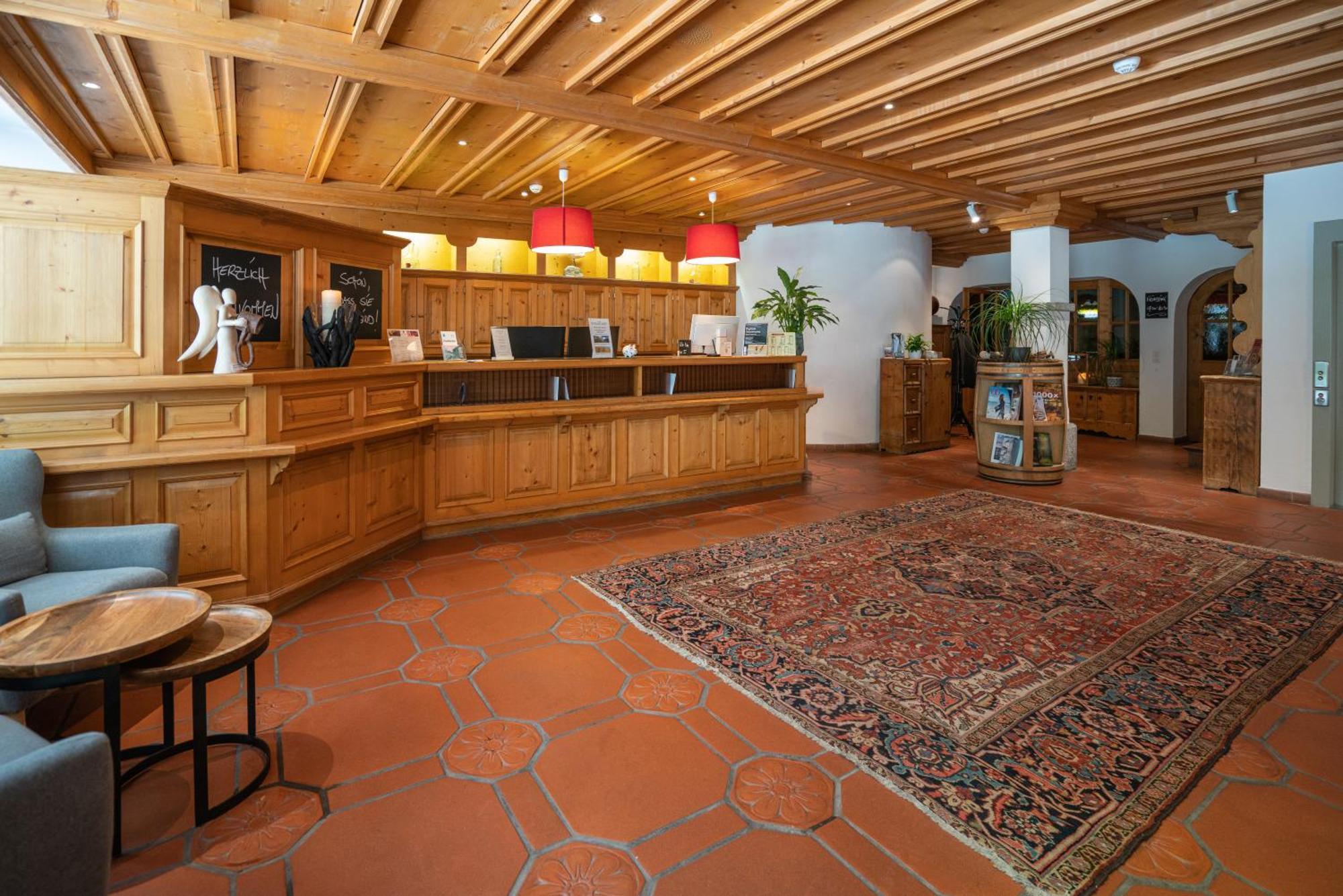 פלימס Hotel Des Alpes מראה חיצוני תמונה